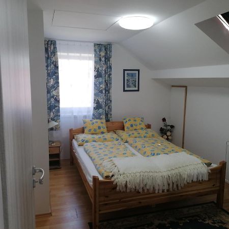 Ferienwohnung Mimi Vendeghaz Siófok Exterior foto